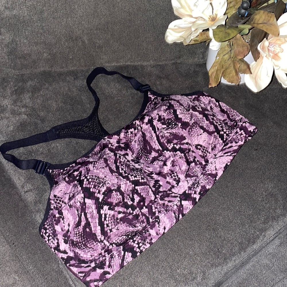 livi active sports bra snake skin print purple size 18